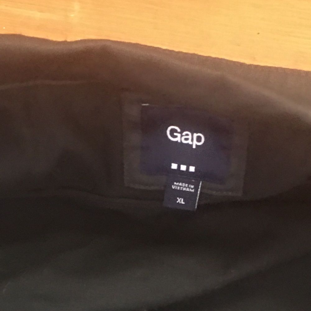 Black gap bomber jacket - Picture 2 of 3